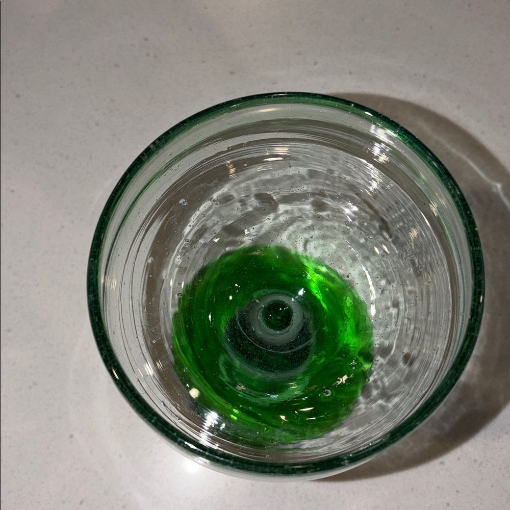 4 Hand Blown Mexican Margarita Glass With a Green Rim and Green Base - Picture 4 of 8